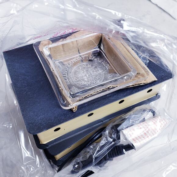 NIB Scentsy UNDER MY SPELL Warmer Book of Shadows Basic Spells Potion NOT TESTED - Picture 8 of 16